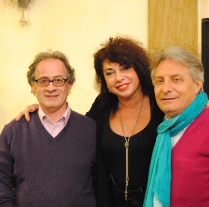 il pittore Claudio Cavalieri - la pittrice Daniela Porro - Michele Miaone, Presidente dell'Archivio Monografico dell'Arte Italiana