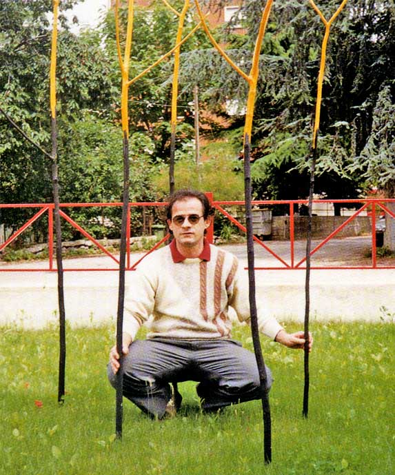 L'artista Claudio Cavalieri