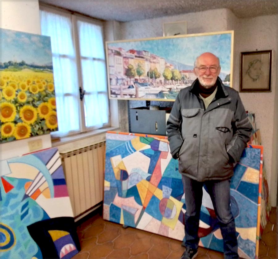 L'artista Salvatore Manenti