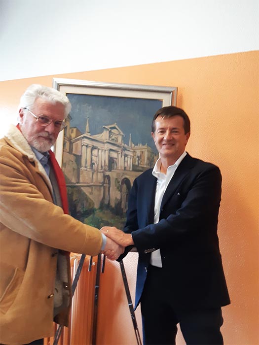 L'artista Tullio Petteni con il Dottor Giorgio Gori, attuale Sindaco di Bergamo - anno 2019